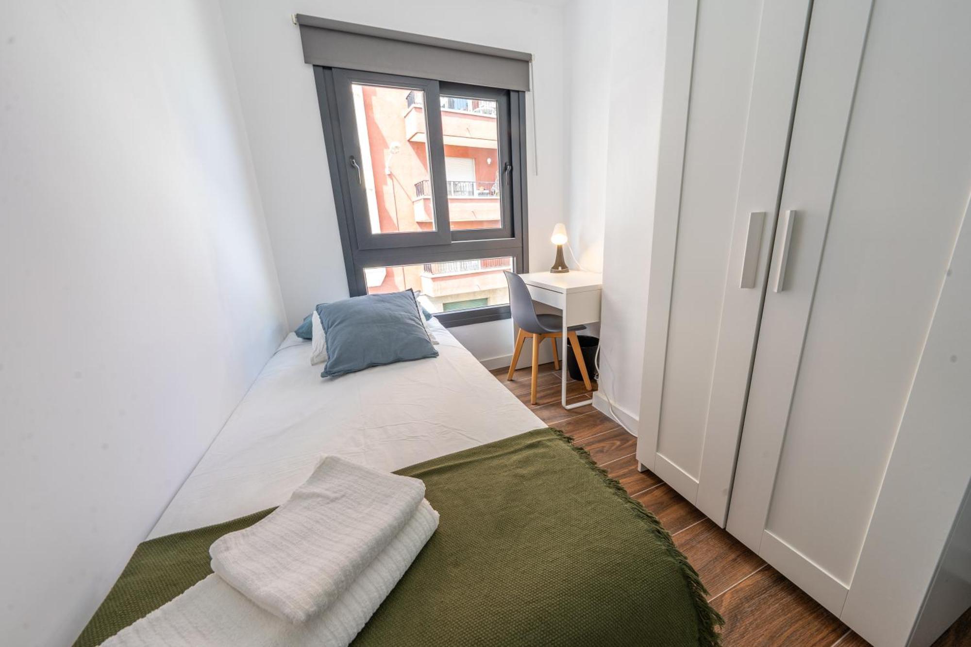 Apartamentosdnord Реус Екстериор снимка